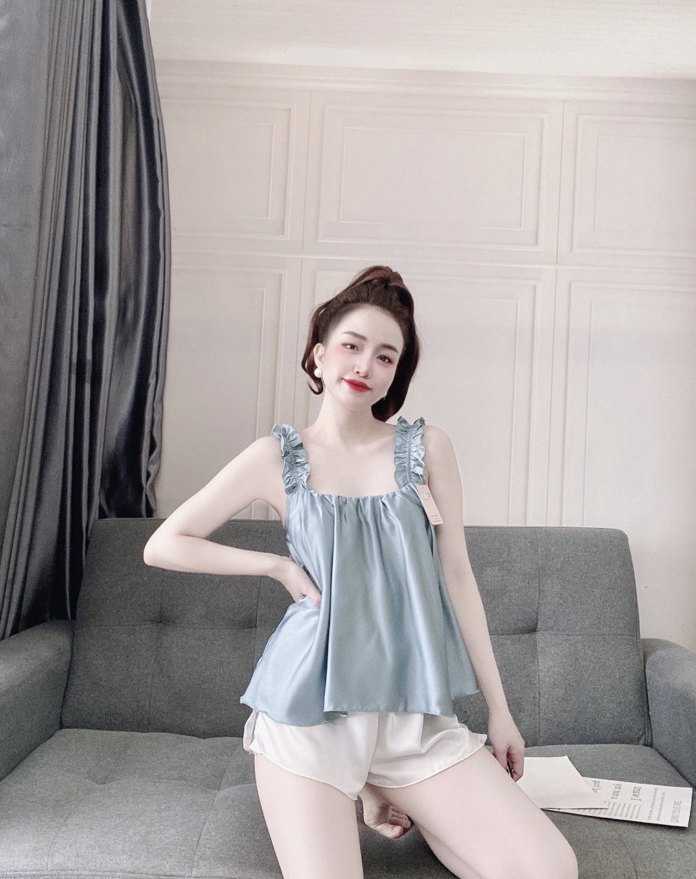 Đồ ngủ nữ sexy lụa satin 2 dây cao cấp D'LYDIA DN01
