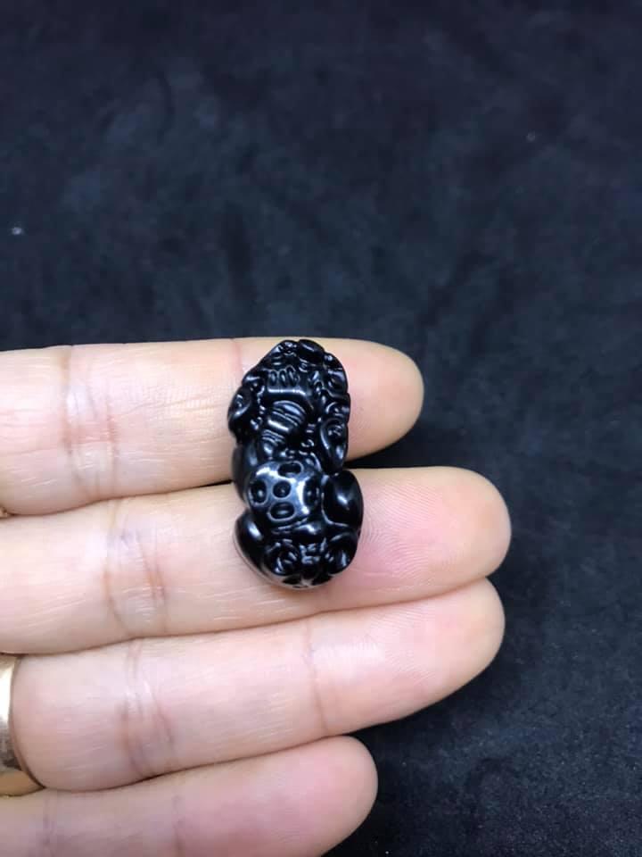 [HCM]MẶT TỲ HƯU ĐÁ NÚI LỬA Obsidian 1A_Nhỏ- TẶNG KÈM DÂY ĐEO