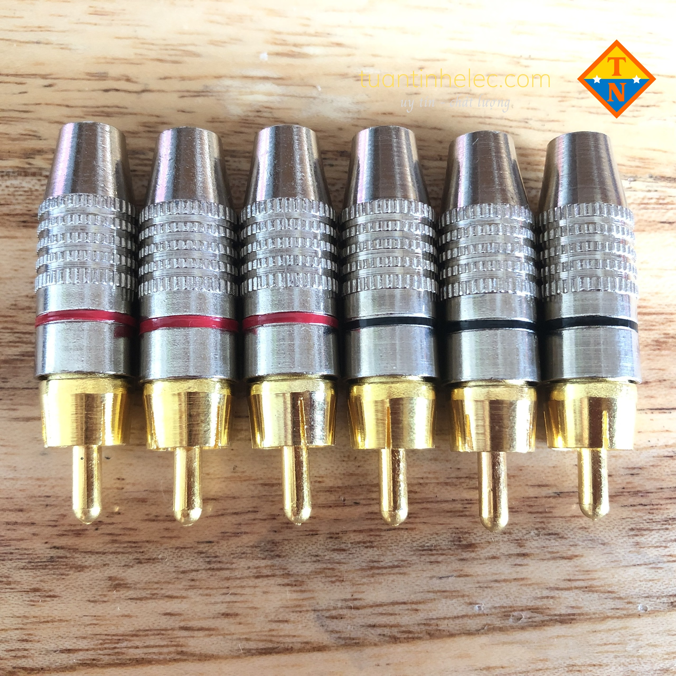 Đầu tín hiệu AV RCA hoa sen đực (dương) tốt (2cái)