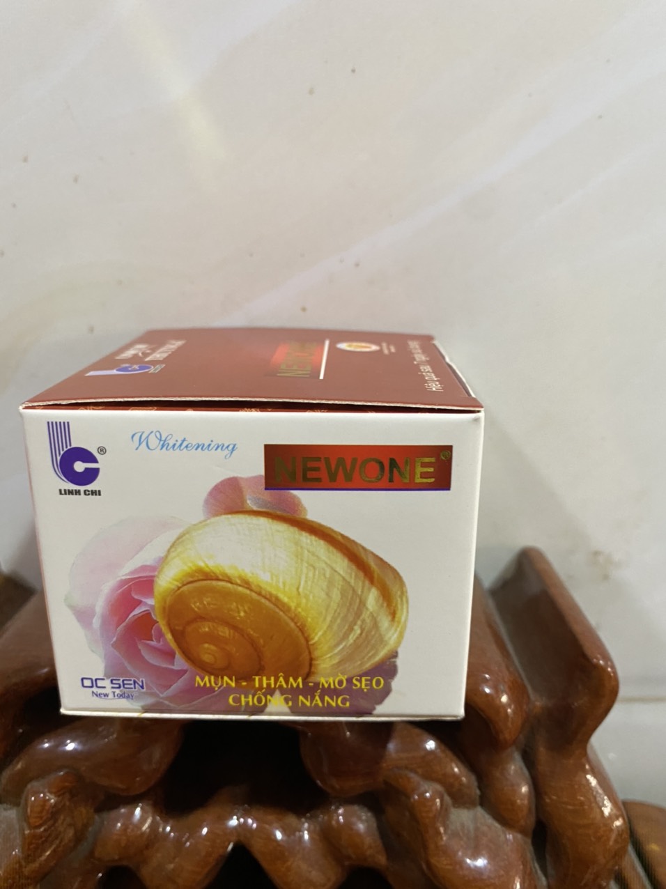 Kem Newone mụn thâm mờ sẹo