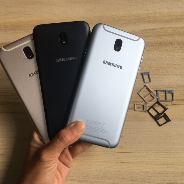 Bộ Vỏ Sườn Samsung J7 Pro Zin Hàng Cao Cấp (Tặng khay sim)
