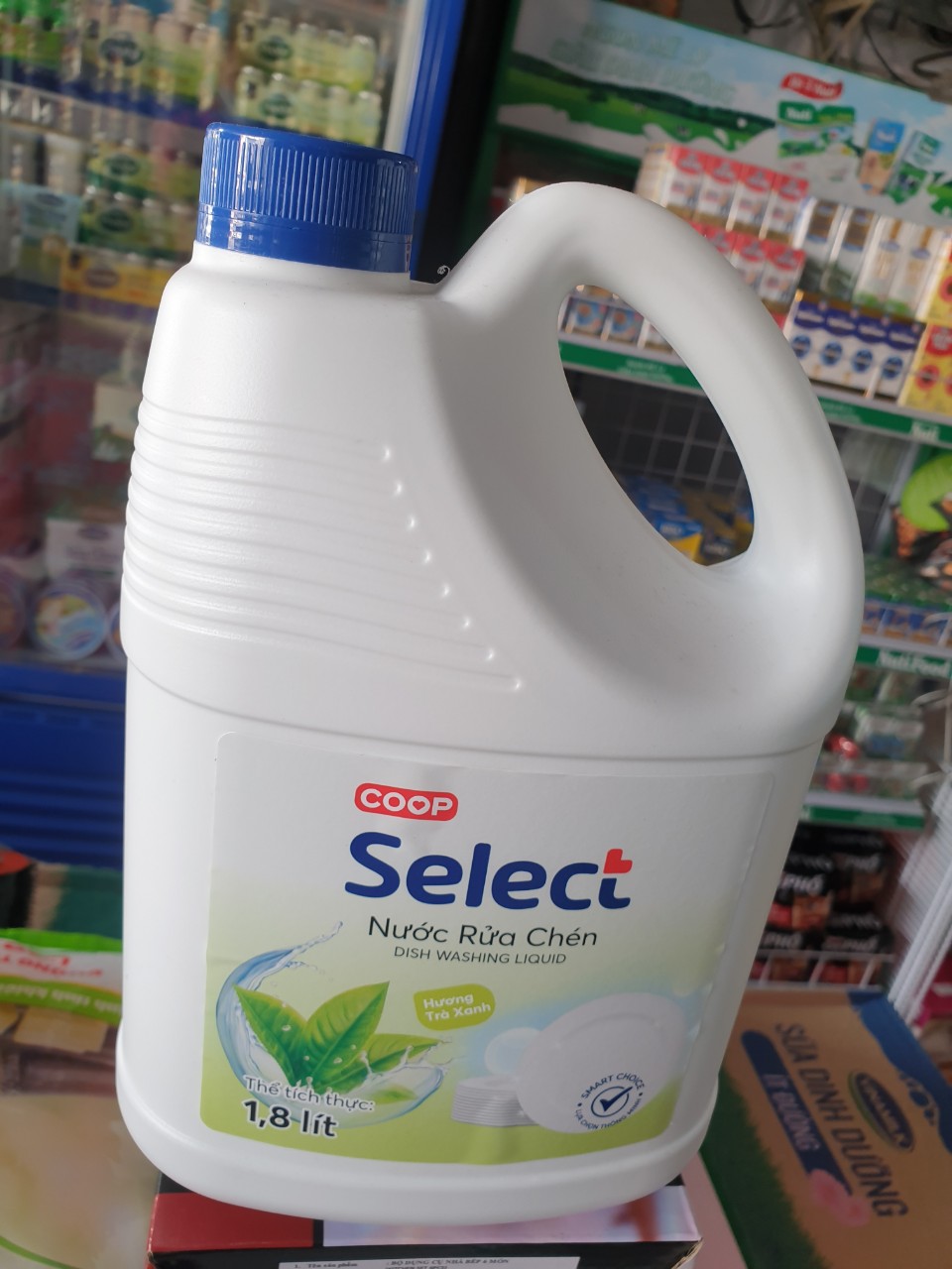 [Chỉ Giao 4H] Nước Rửa Chén Coop Select Hương Trà Xanh 1,8L