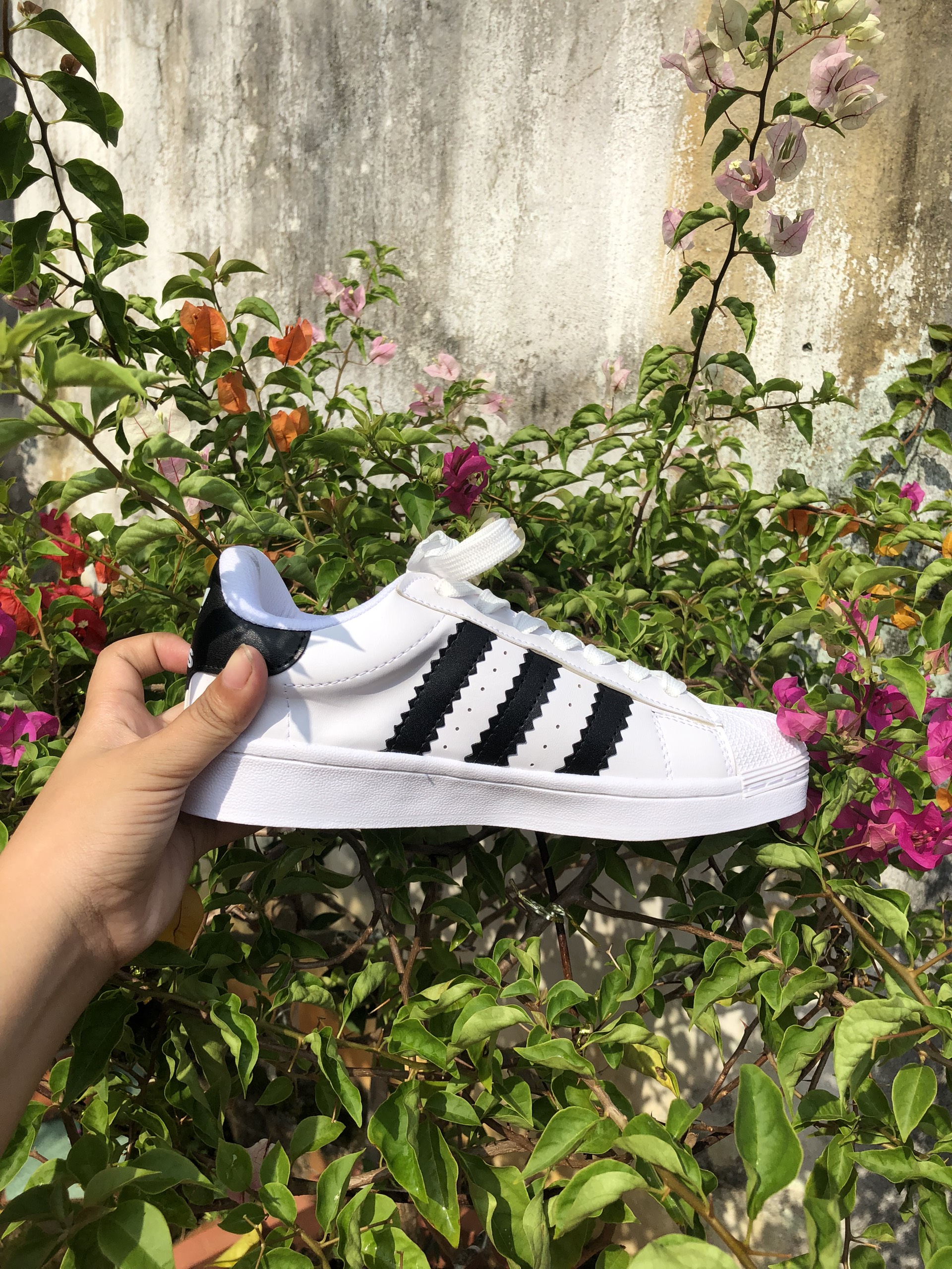 Giày Thể Thao Nam Nữ Adidas Original C77124