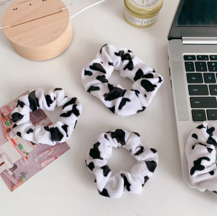 [HCM]Cột Tóc Scrunchies Bò Sữa Lông Nhung Hot Trend