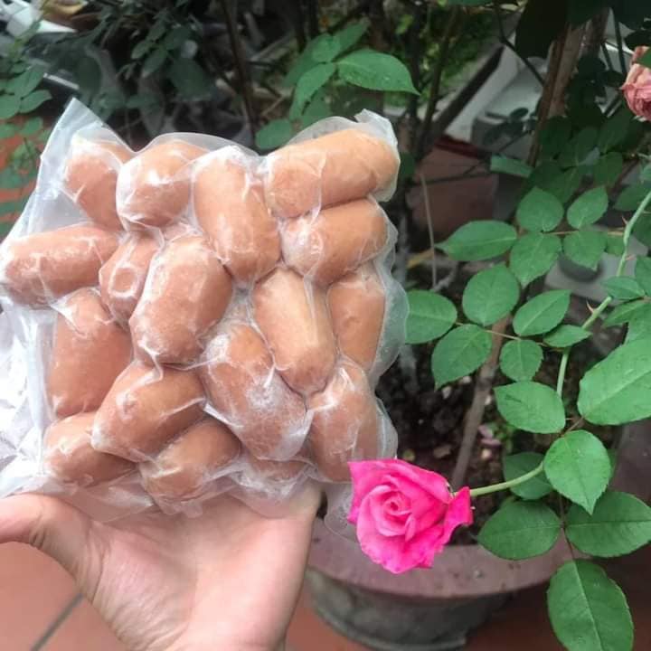 XÚC XÍCH BI TƯƠI (1KG)