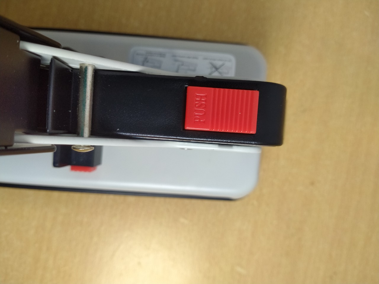 DẬP GHIM CỠ LỚN ( 100 TỜ) STACOM C103