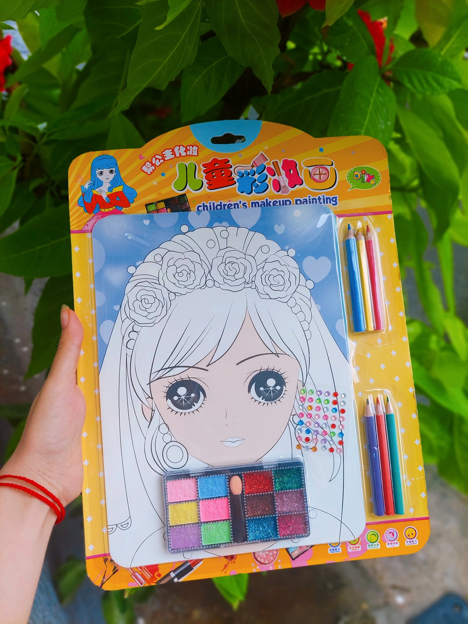 TRANH TRANG ĐIỂM CHO CÔNG CHÚA