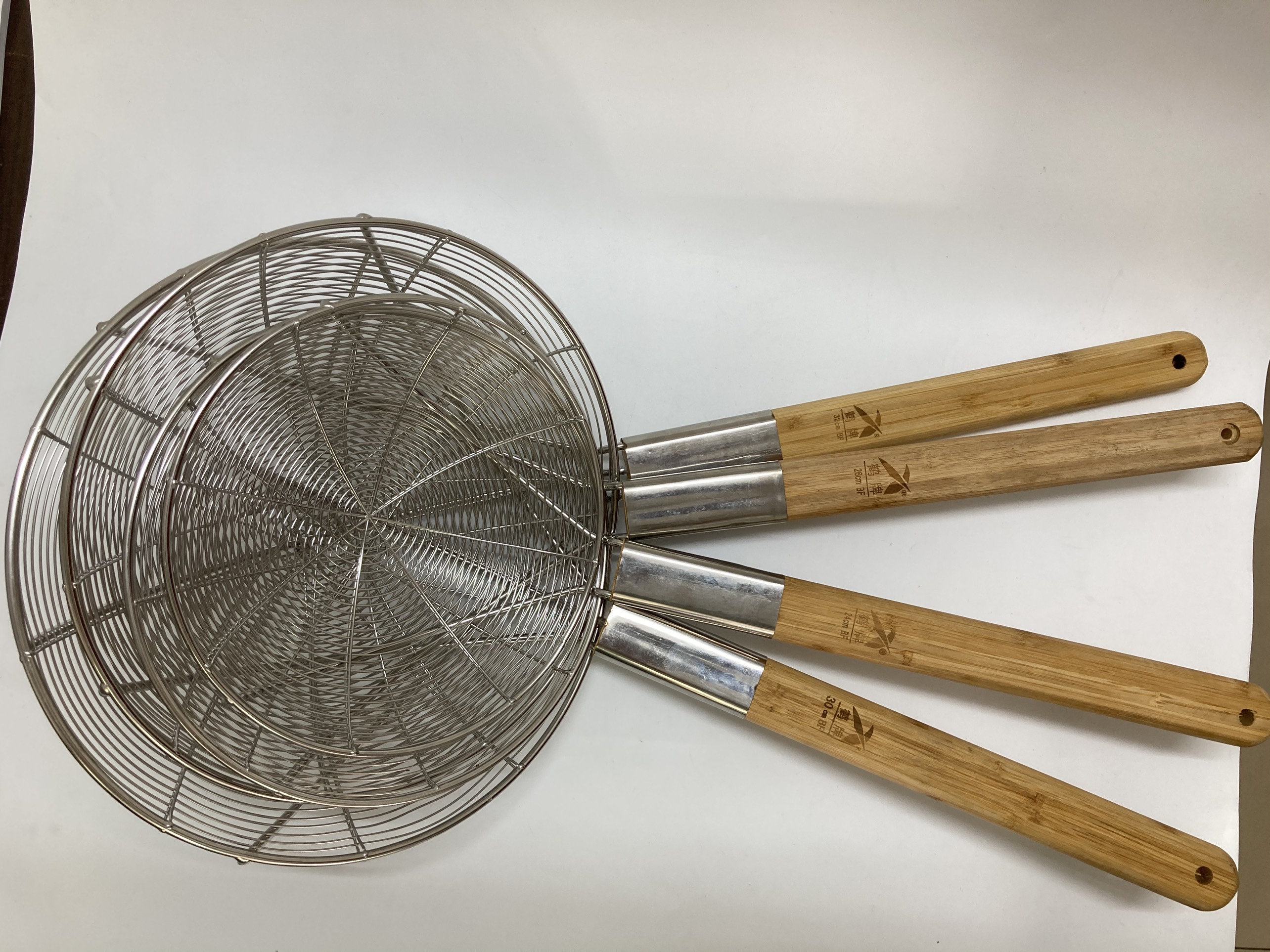 Vợt mì inox cán tre vòng nhiều size