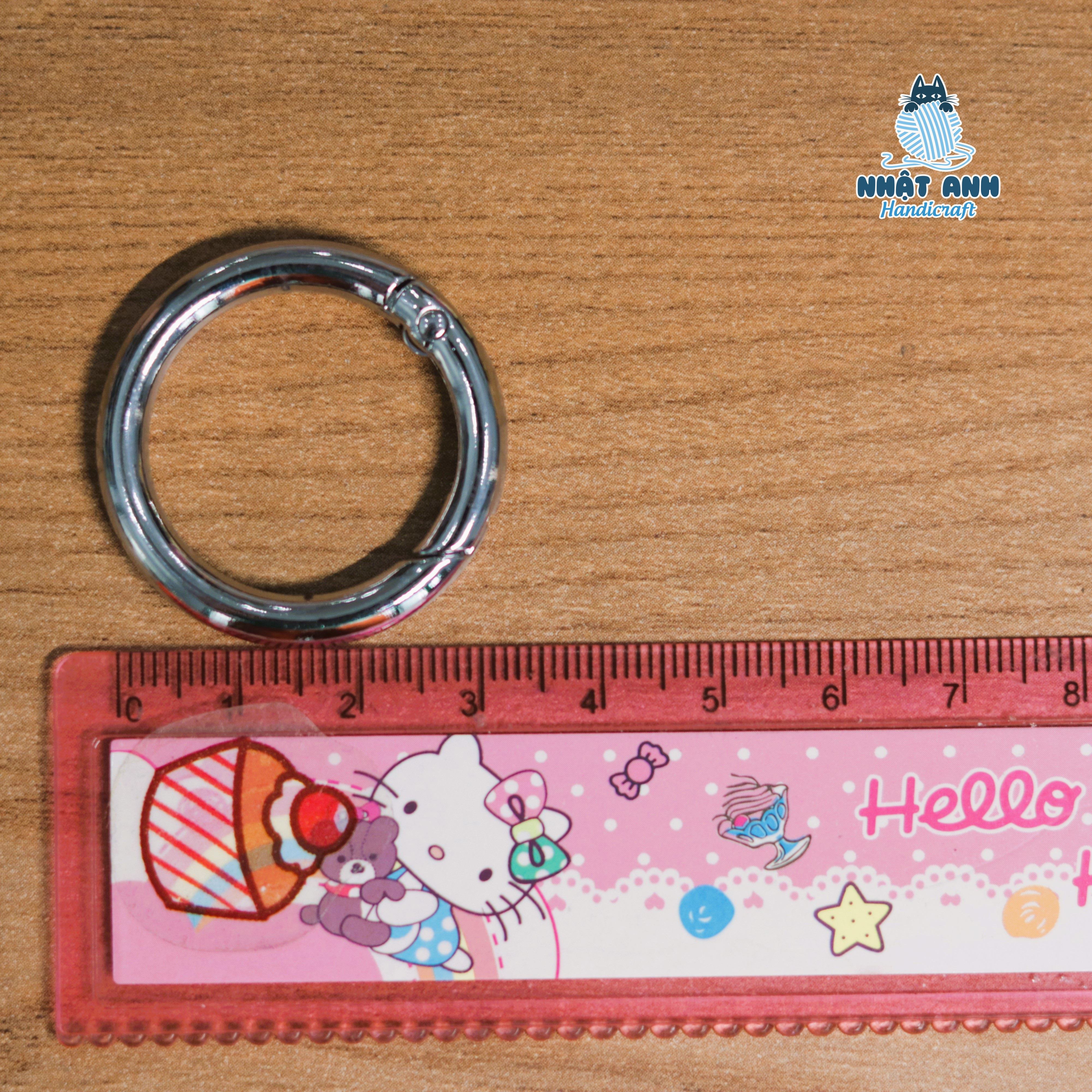 Khoen tròn, móc khóa tròn mở kim loại