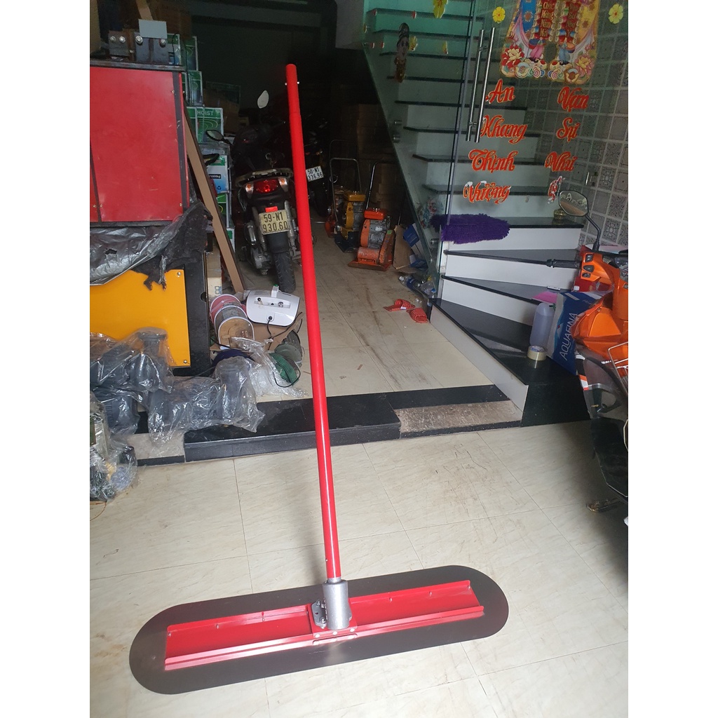 Thướt Gạt Bê Tông Cầm Tay