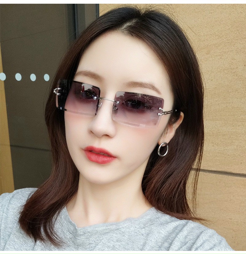 Kính râm gọng vuông AE111
