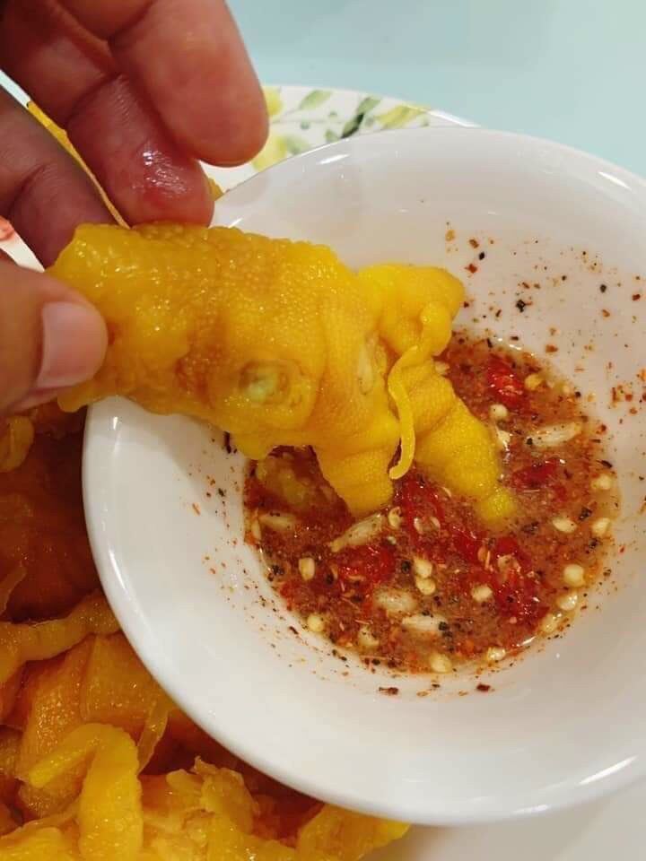 Chân gà ủ muối rút xương 350g (giao tphcm)