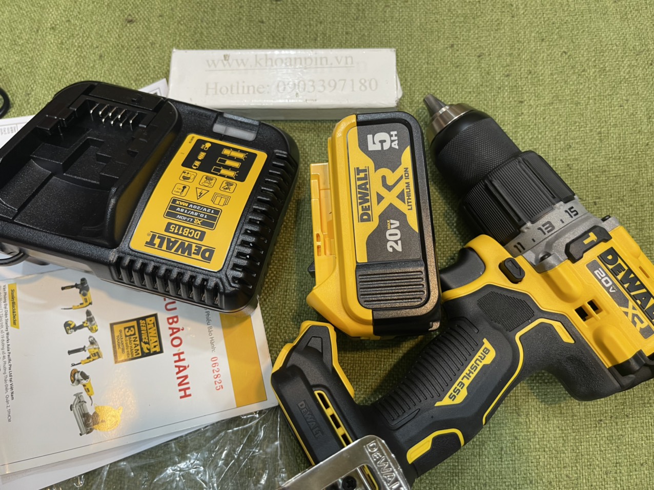 Máy khoan pin Dewalt DCD805N (Thân máy)