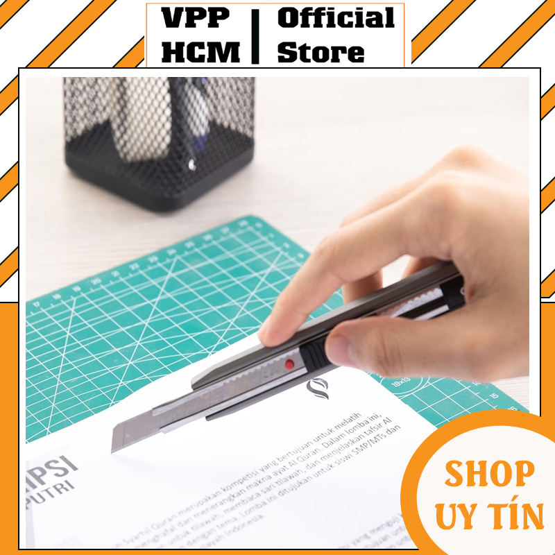 Dao rọc giấy nhỏ Deli 2036 sắc bén