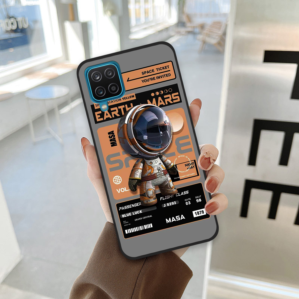 Ốp lưng Samsung Galaxy A12 / M12 phi hành gia astronaut 3D độc đáo
