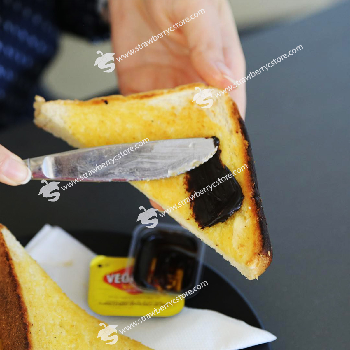 Bơ Vegemite Úc (Hộp 380gr) - Australia