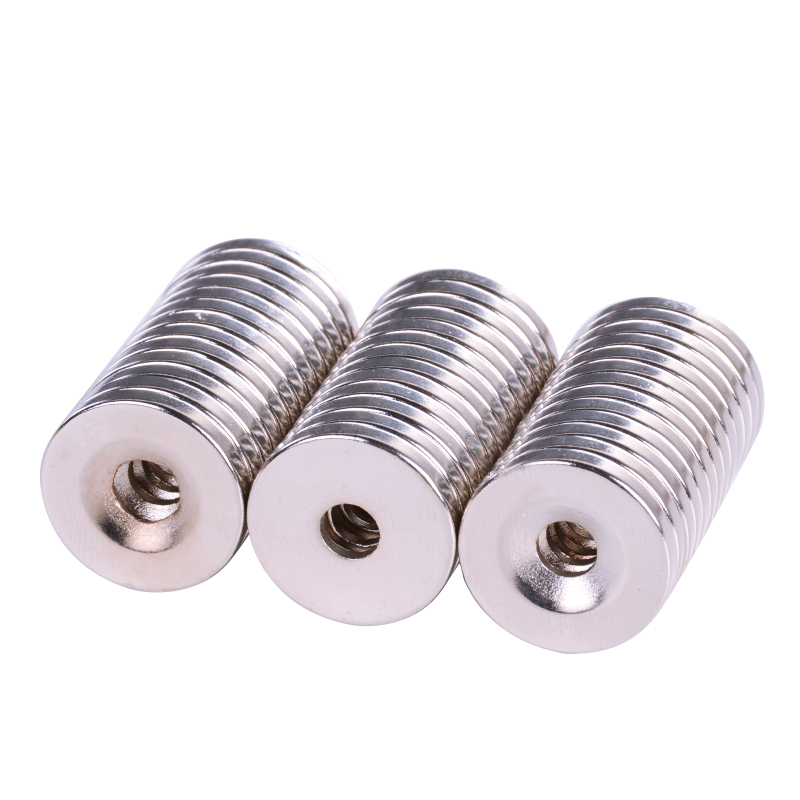 Nam châm viên D20x3 lỗ 5mm N50 loại bắt vít