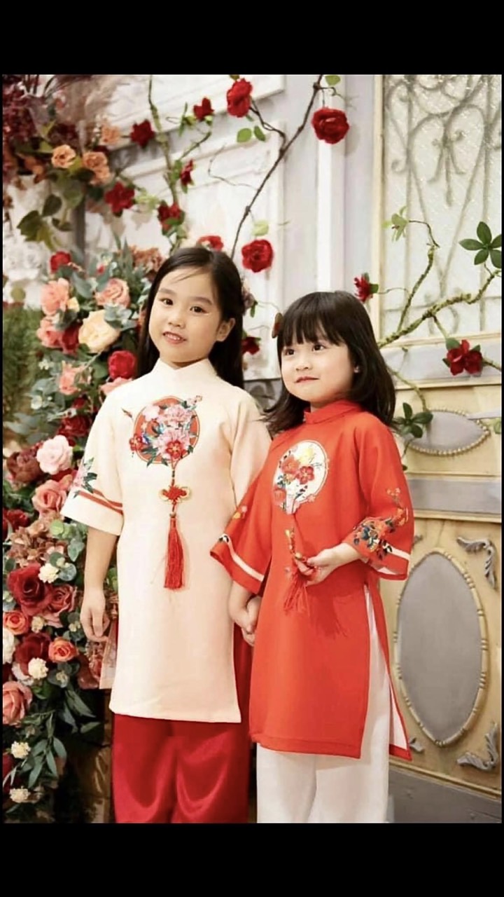 Áo dài cách tân mẹ và bé chất lụa mịn hai da cao cấp