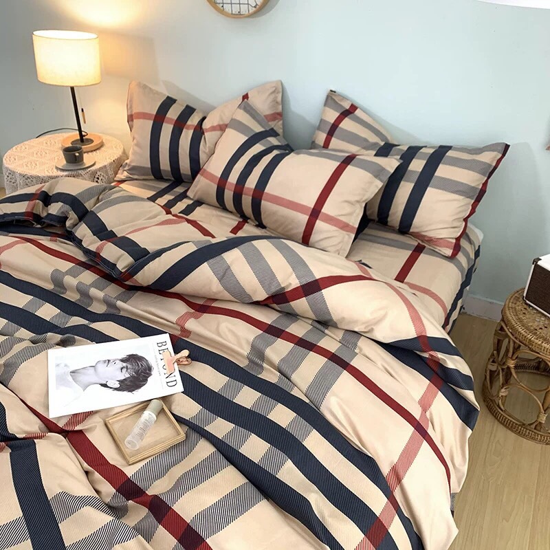 [Miễn phí vận chuyển] - Bộ chăn ga gối phong cách Hàn Quốc kẻ vàng BUR bo chun đủ kích thước