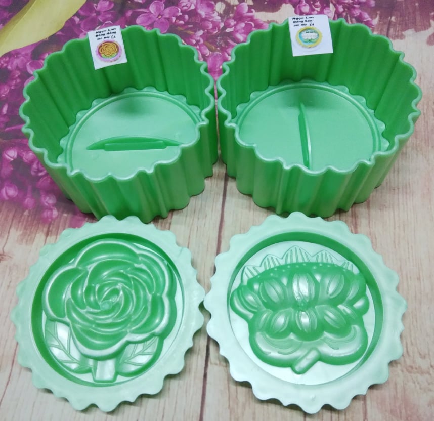 COMBO 2 KHUÔN XÔI XANH 13 CM HÌNH HOA HỒNG VÀ HOA SEN