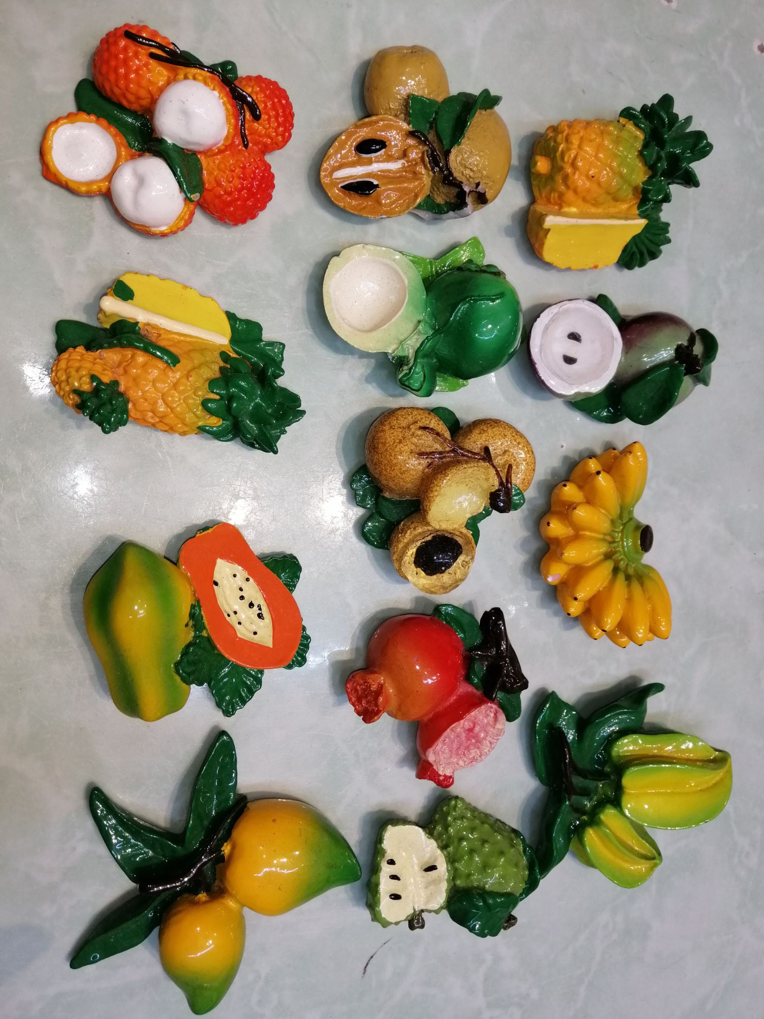 HÍT TỦ LẠNH HÌNH TRÁI CÂY