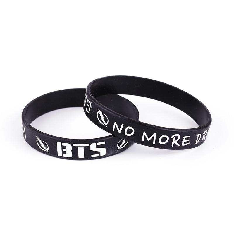 Vòng đeo tay BTS