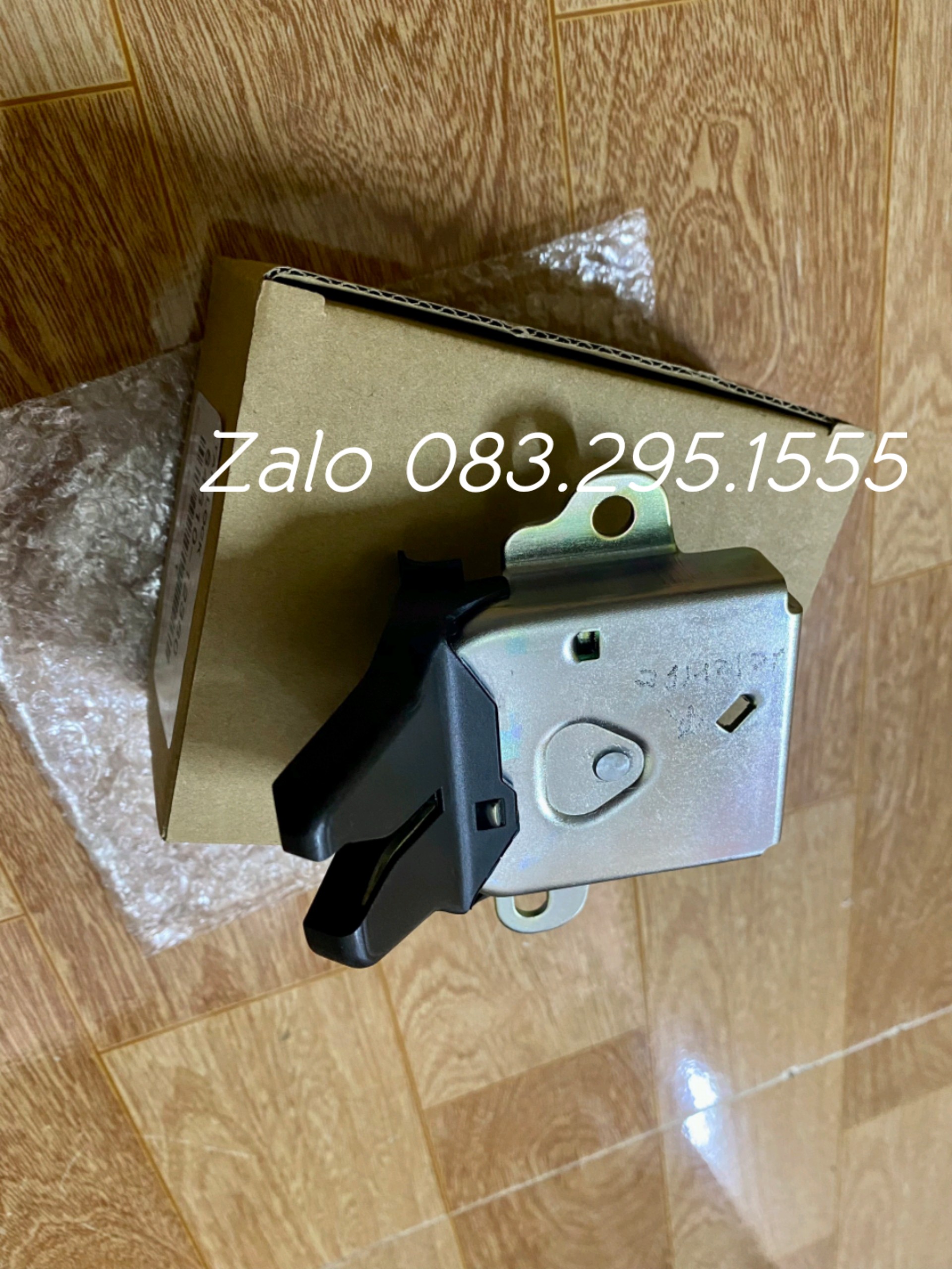 Khóa ngậm cốp Vios 02 - 07 , Altis 02 - 07 ( Oem , Cơ cấu khóa ngậm cốp sau )