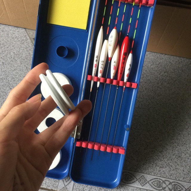 Hộp Đựng Phao Câu Đài - 6 phao câu đài  (xả hàng giảm giá và cam kết bảo hành đổi trả ạ)