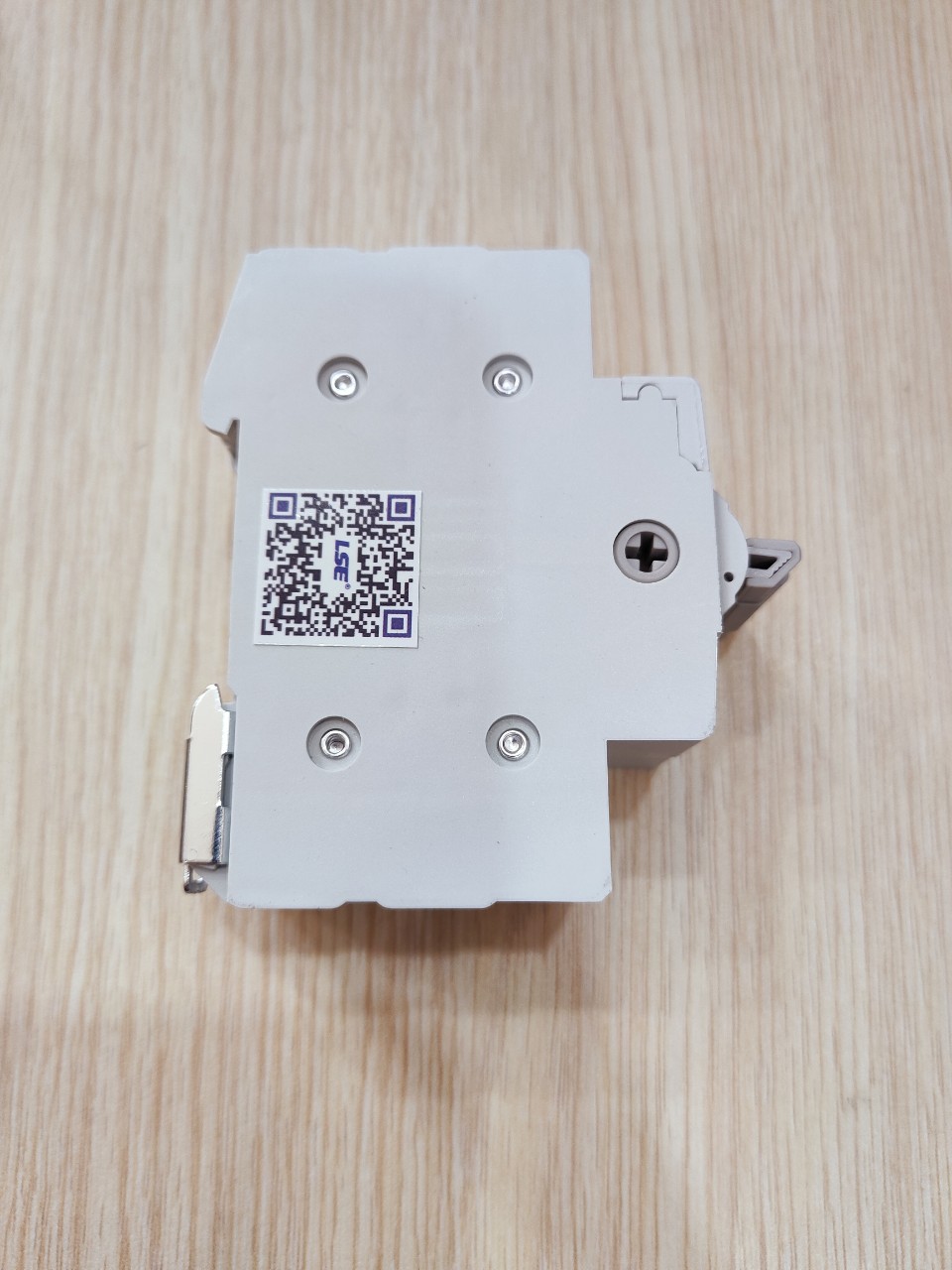 CB đảo chiều 2 pha (Aptomat đảo chiều 2 tép) LSE 20A - 63A