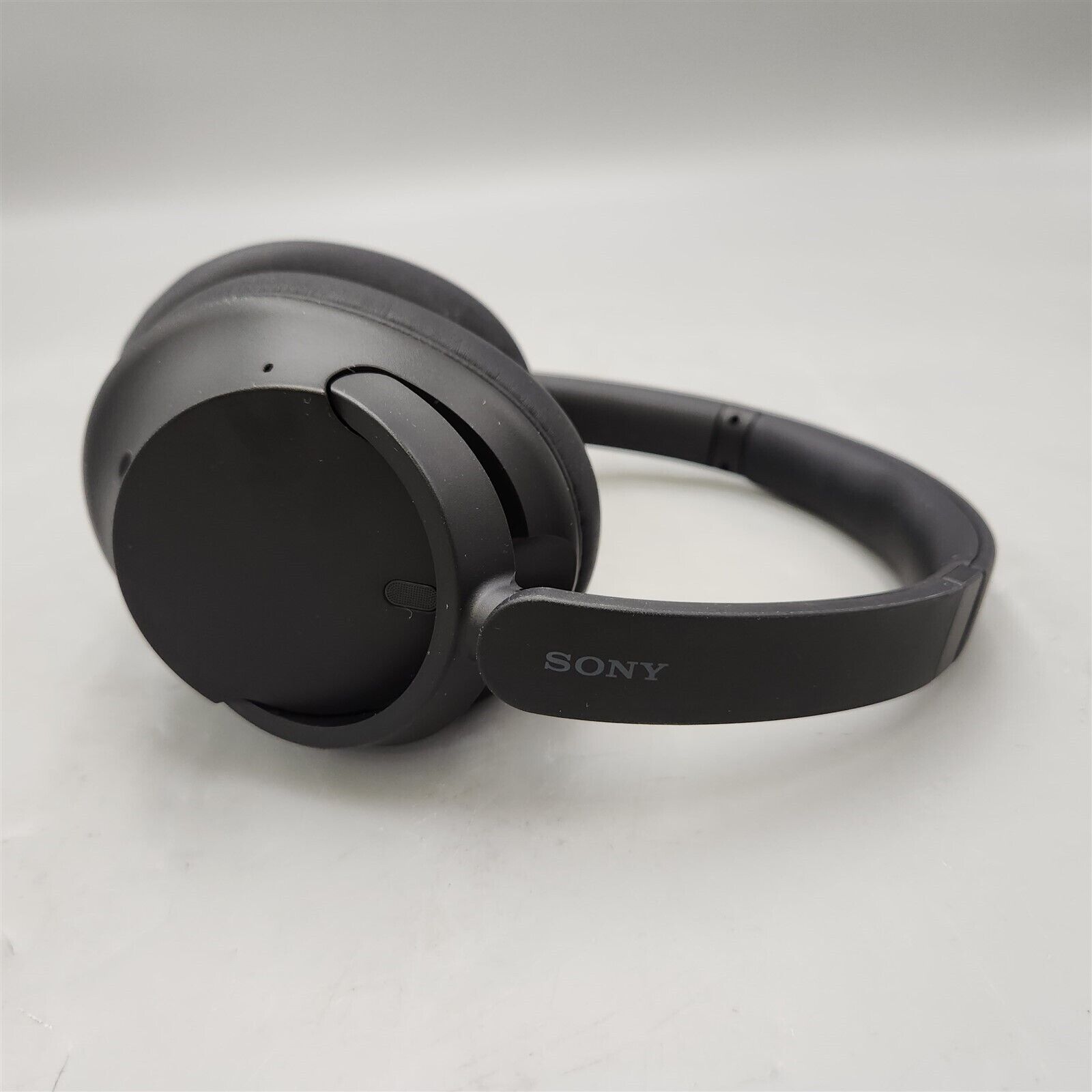 Tai nghe bluetooth không dây Sony WH-CH720