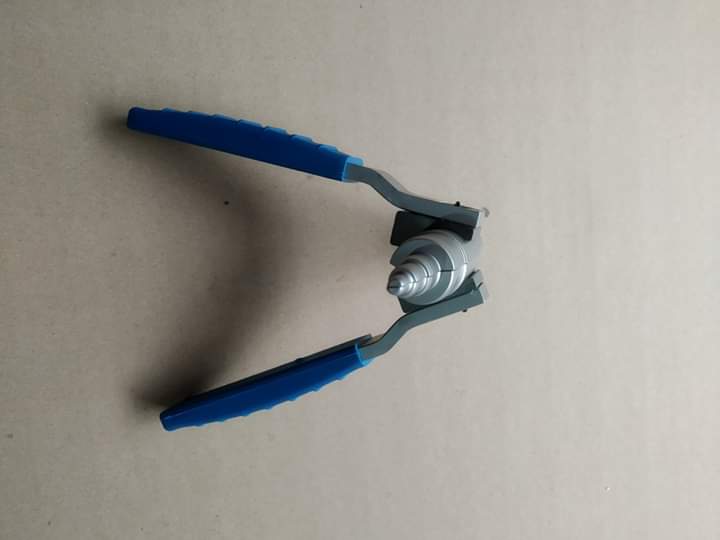 Kìm Nong Ống Đồng VALUE Model: VST - 22C