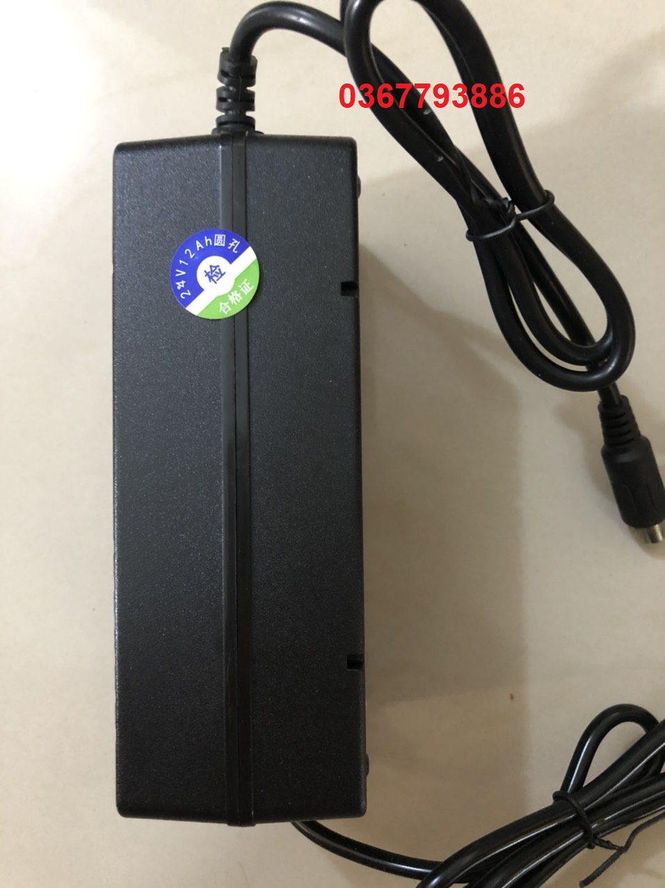 SẠC ACQUY 24V CHÂN TRÒN