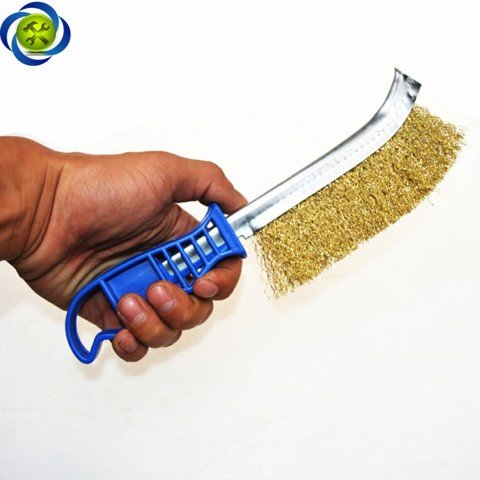 Bàn chải sắt C-mart E0001