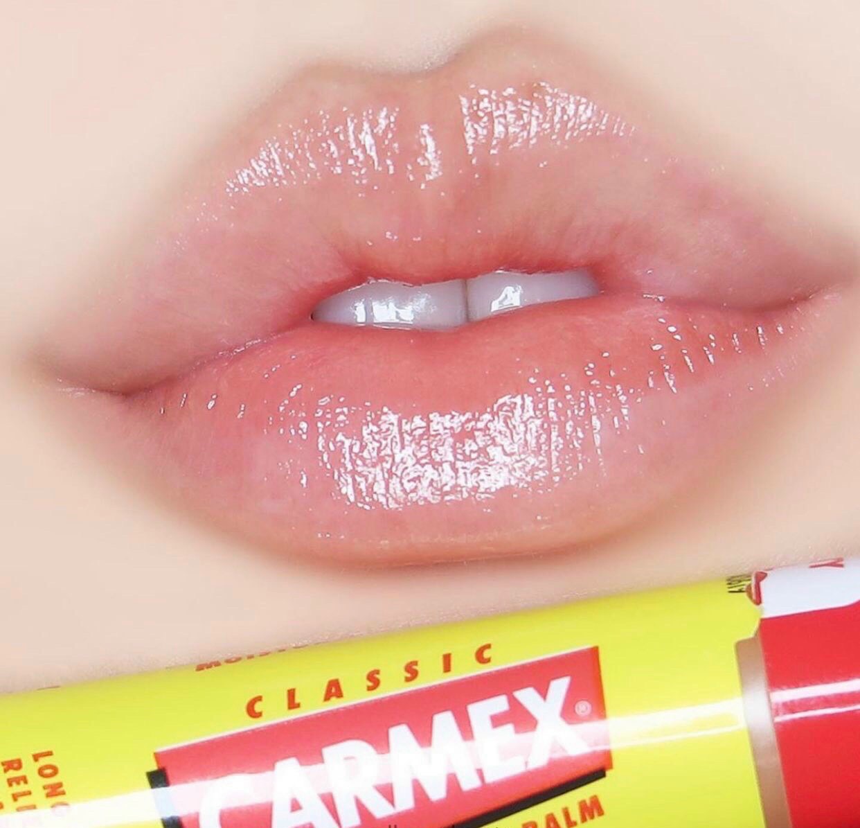 Son dưỡng môi Carmex Classic Lip Balm Medicated 4.25g