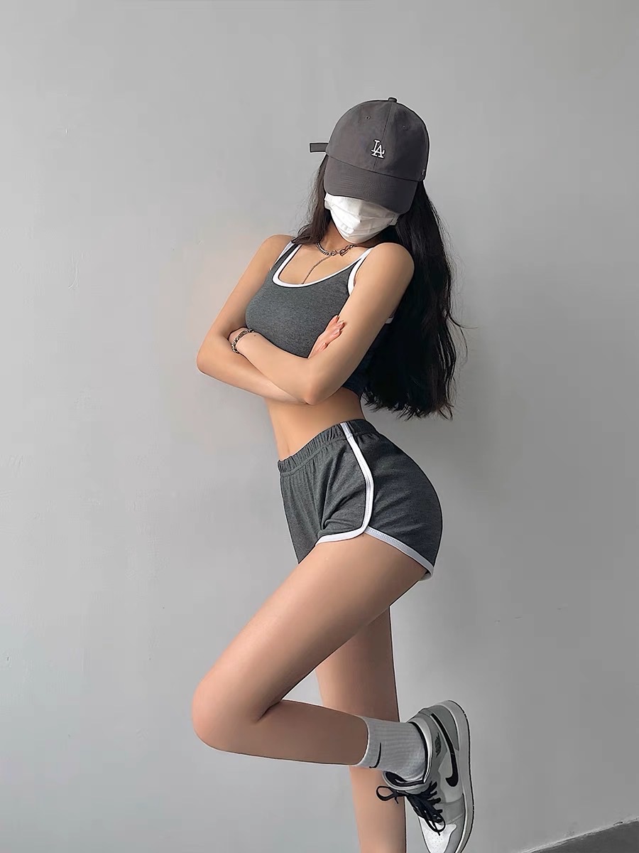 Quần Thun Đùi Viền Trắng, Nhiều Màu - Tharo Clothing