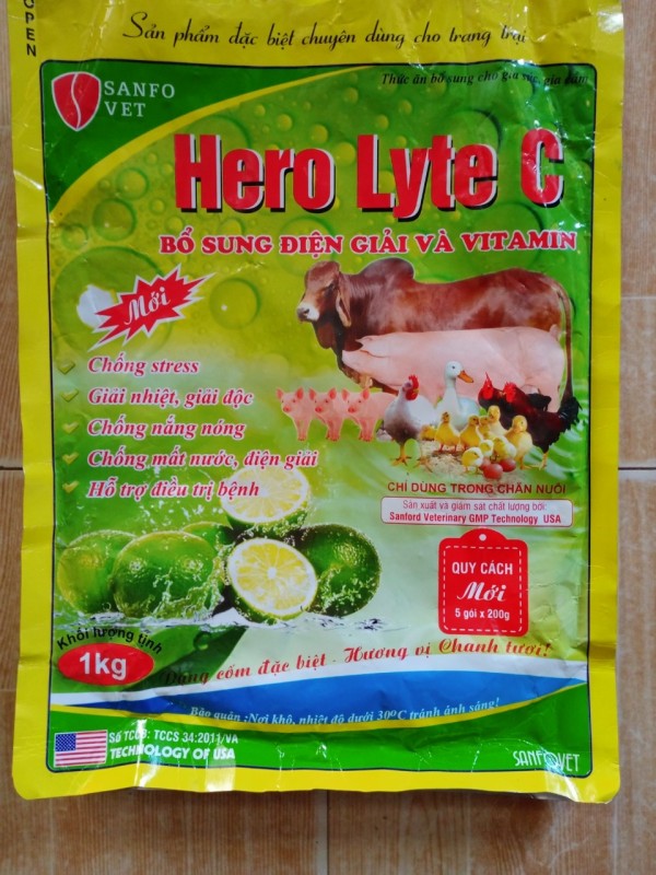 bổ sung điện giải và vitamin