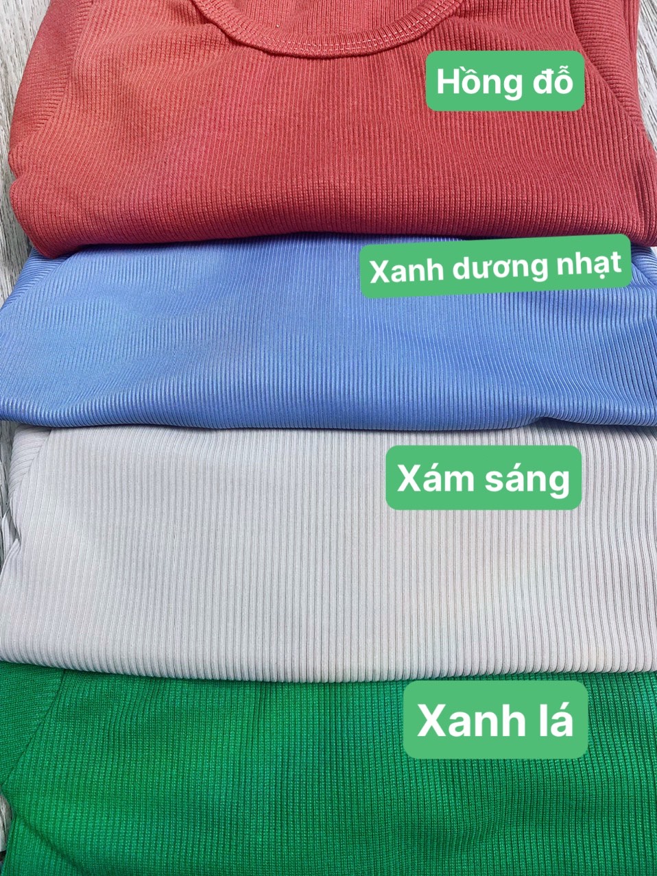 Bộ len tăm mềm mịn cho bé