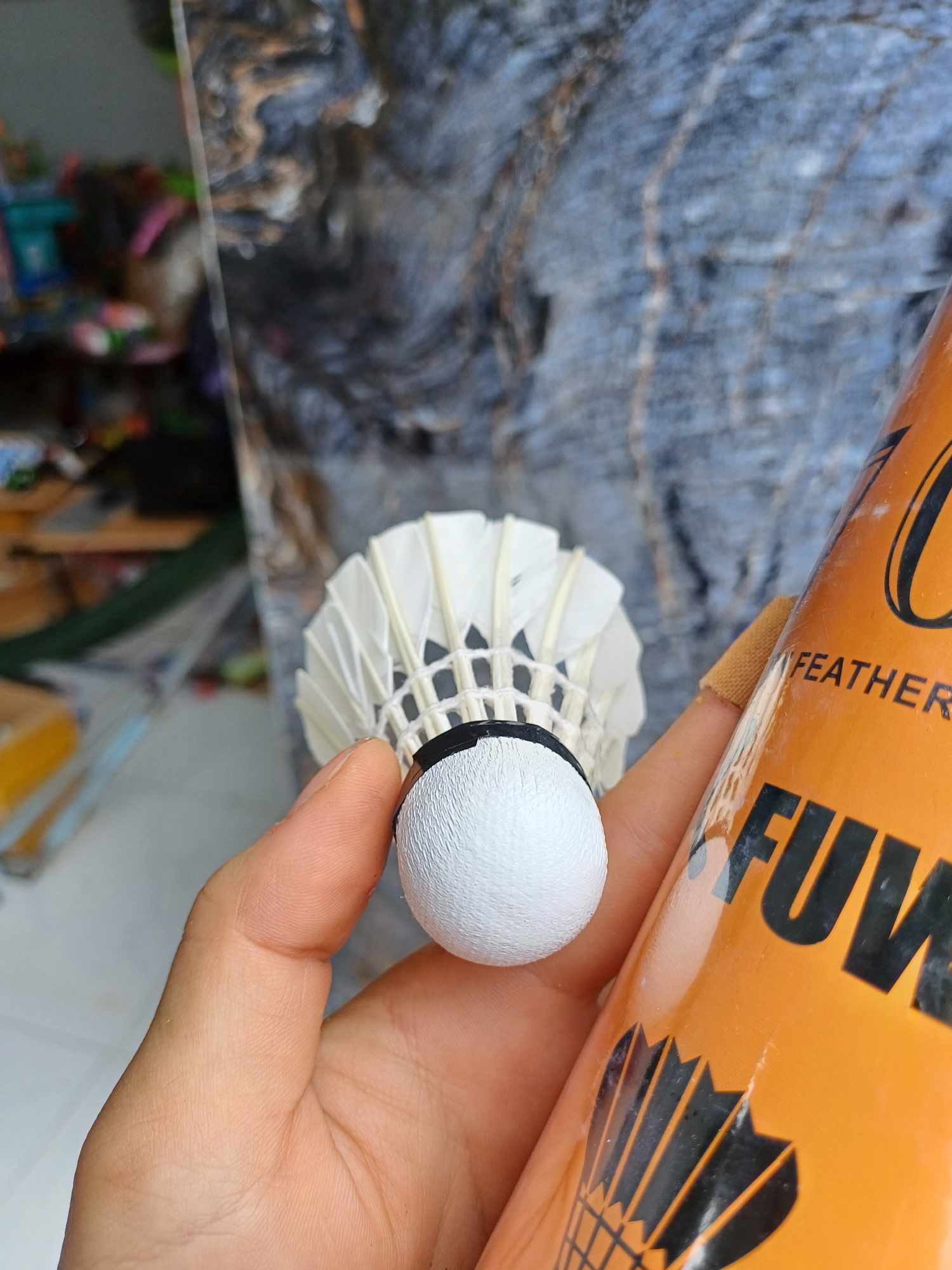 Ống cầu lông 12 trái Fuwin
