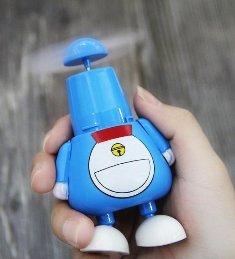 QUẠT MINI CẦM TAY SẠC USB DOREMON