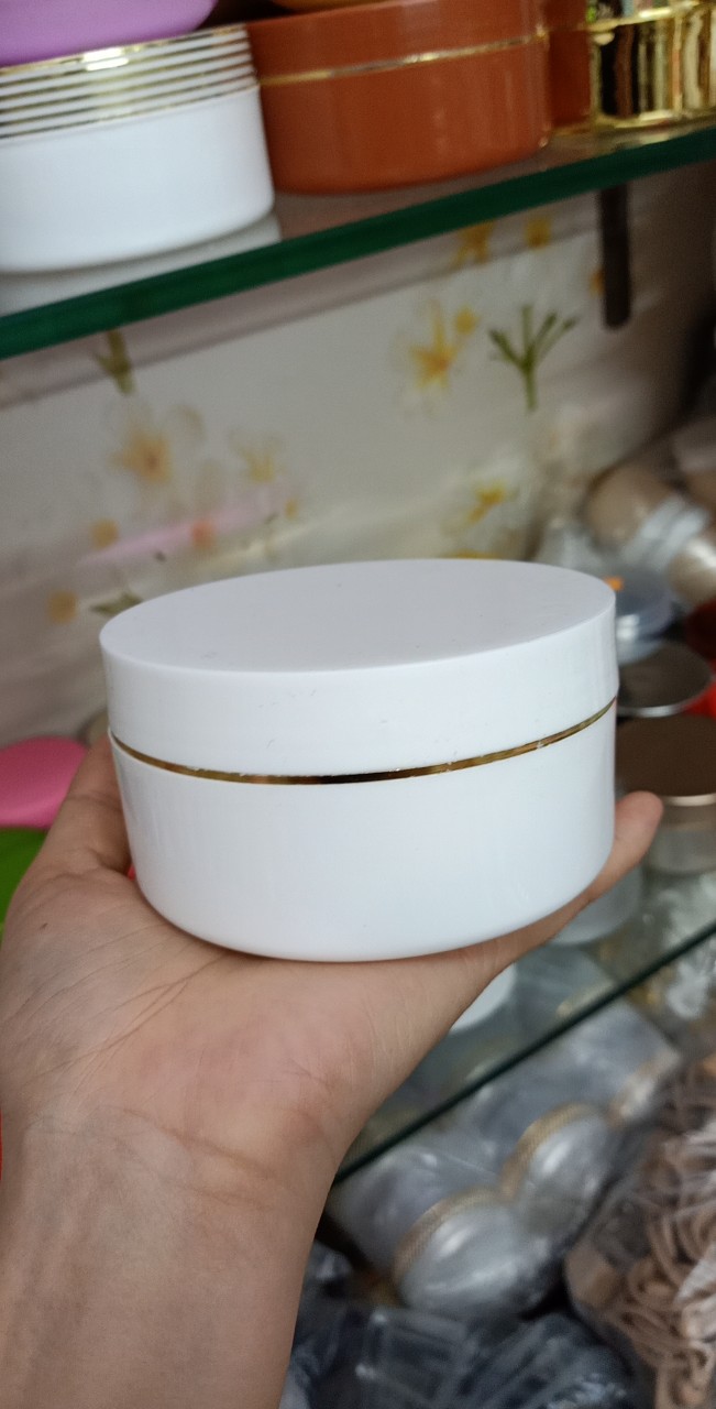 [HCM]Hủ đựng kem 100gr - 200gr