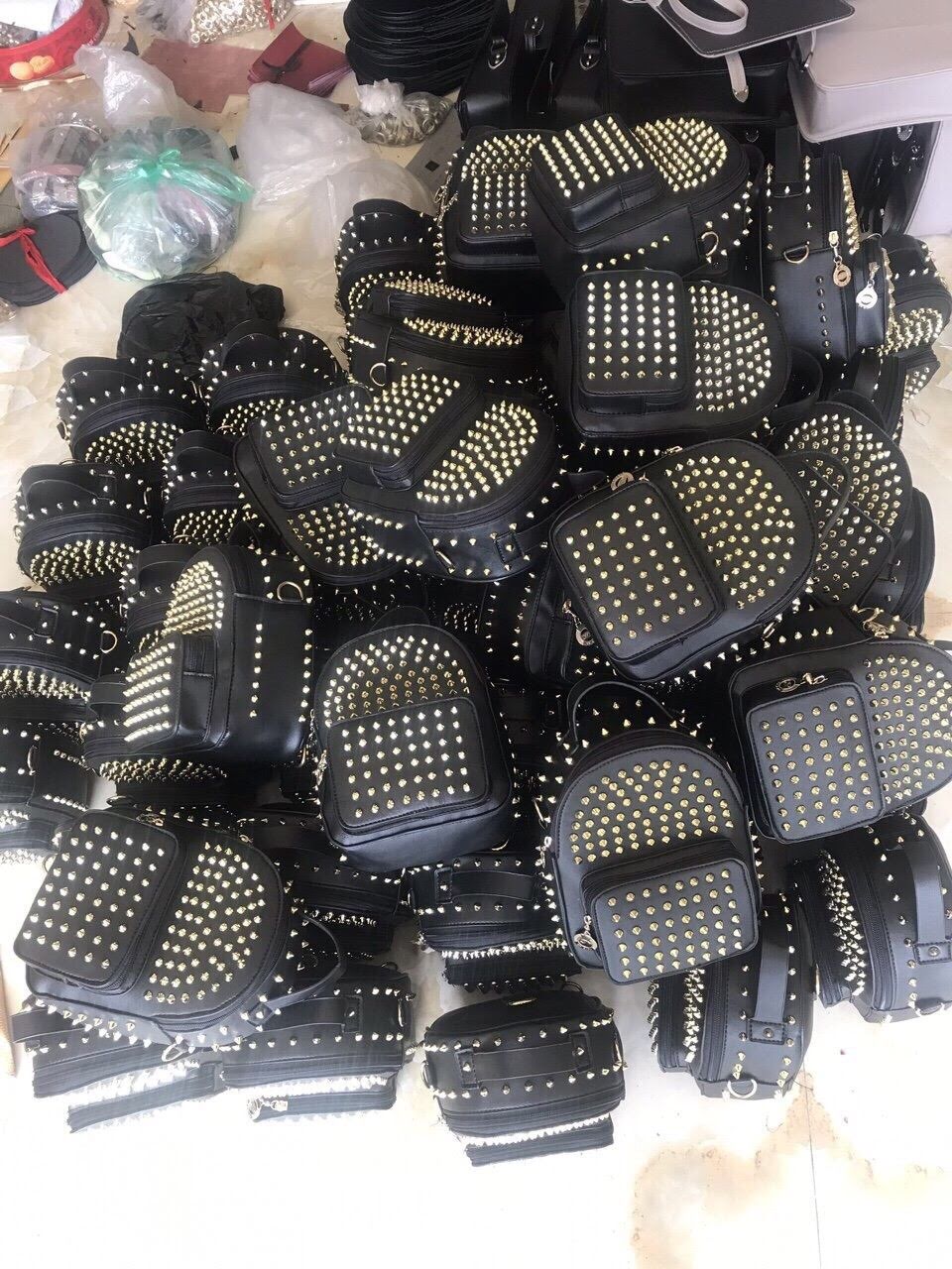 Balo Nạm Đinh Cá Tính MIni