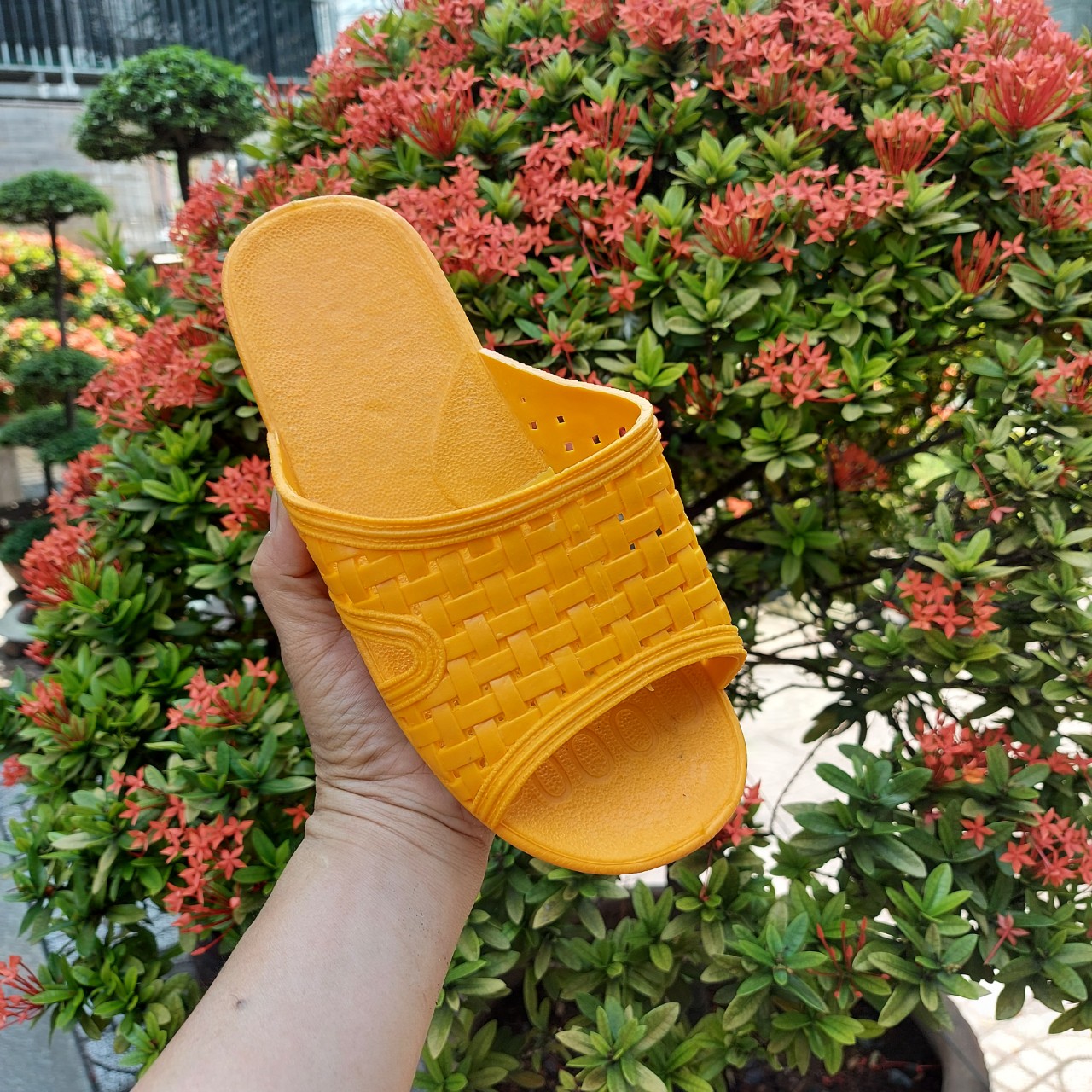 DÉP NHỰA DẺO MỀM NAM NỮ ĐI MƯA