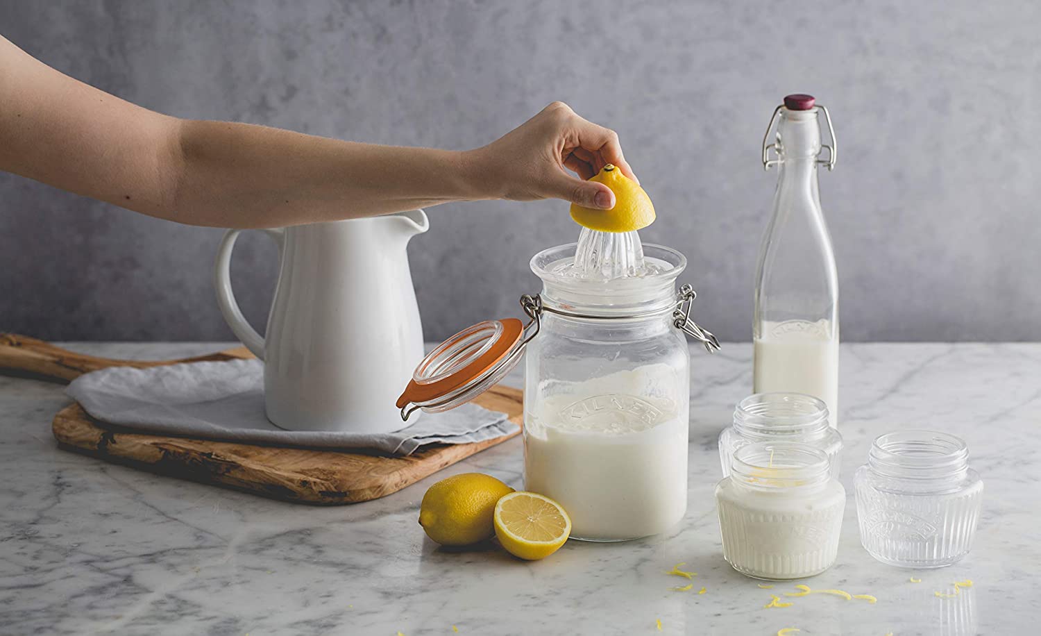 HŨ THỦY TINH VUÔNG KILNER 2 LÍT
