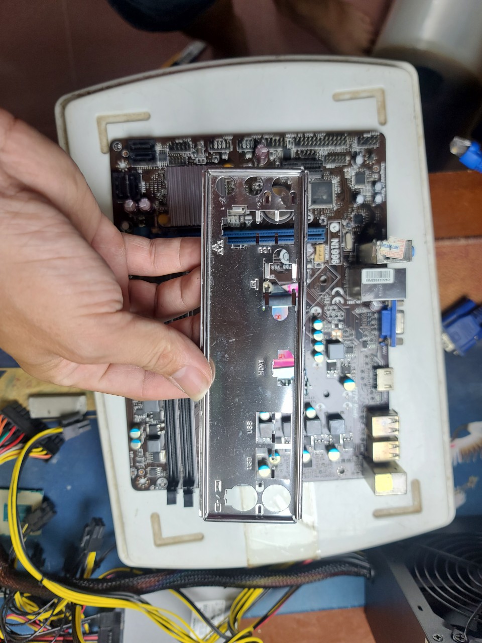 MAIN H81 CŨ - bảo hành 3 tháng - full  chức năng