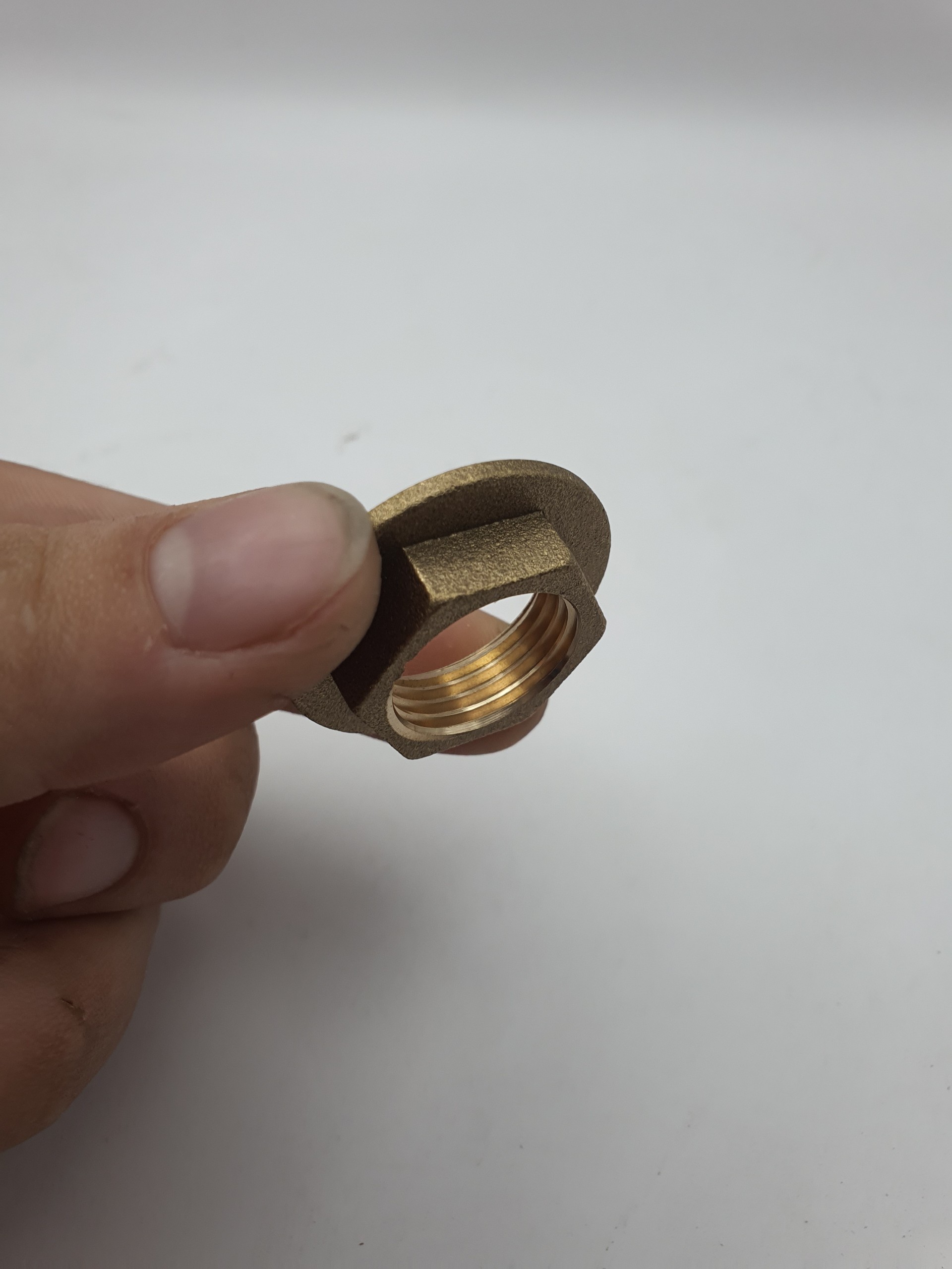 Lavabo cold basin faucet screw brass 21 screw thread brass