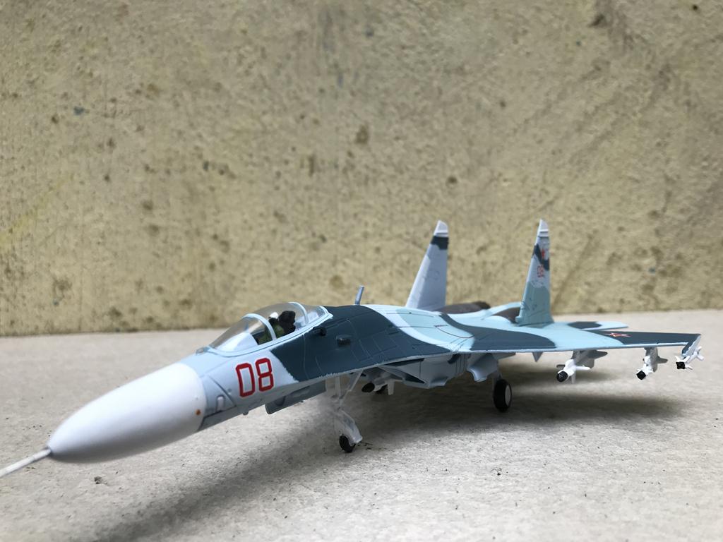 [HCM]Máy bay Tiêm kích SU-27 Sukhoi 1/100
