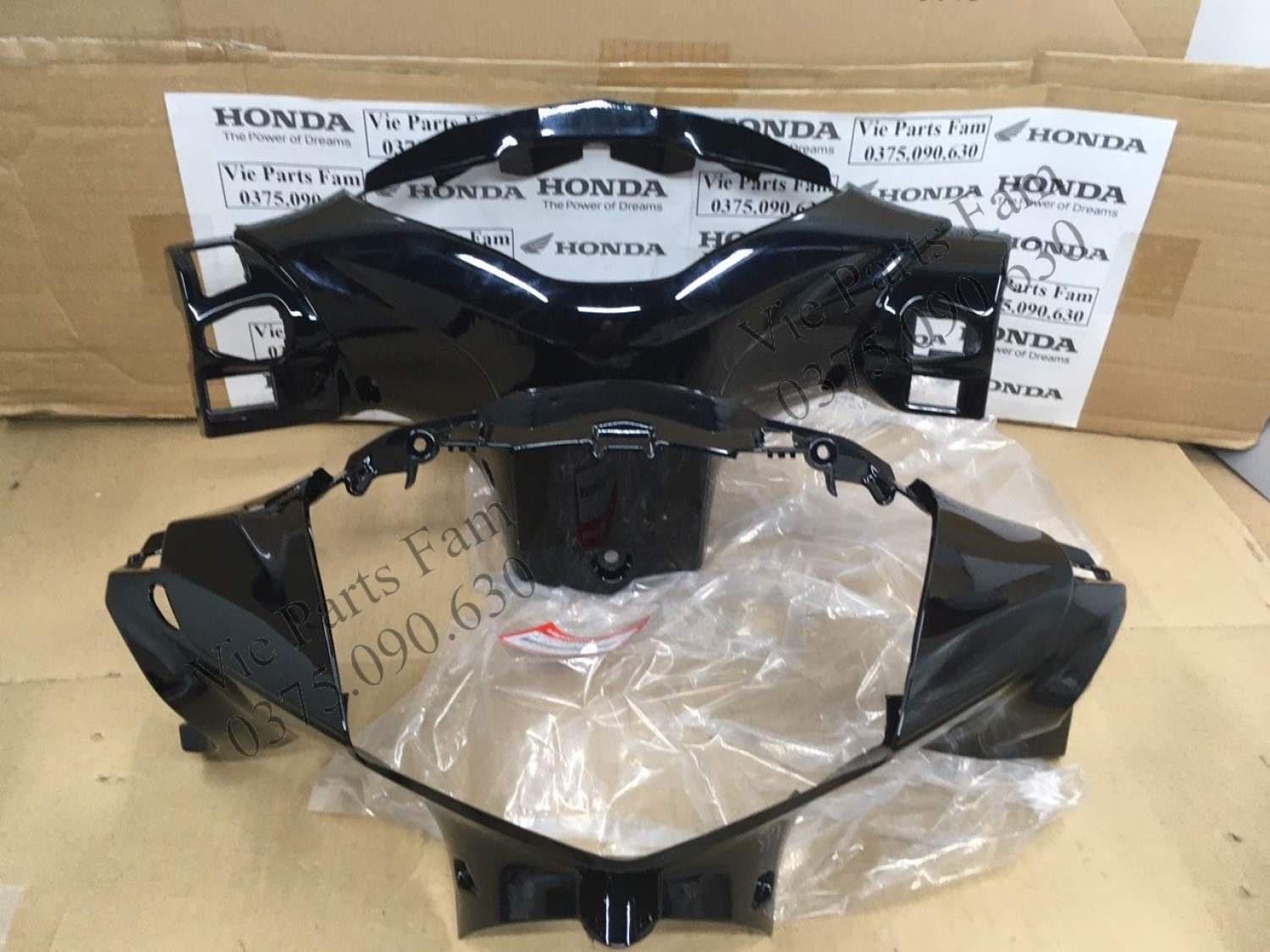 Combo bộ vỏ đầu 2 món trước sau future 125 2013-2017 màu đen bóng, hàng din honda mới 100%