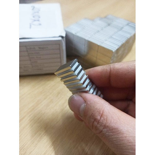 5 PCs rare earth magnets 20x10x2mm super strong thin magnets