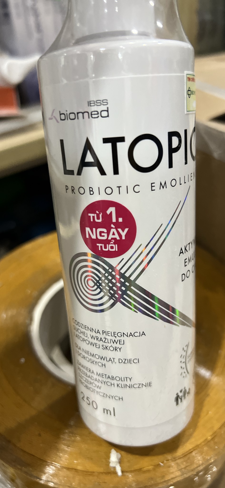 Nhũ tương dưỡng ẩm Latopic Emulsion 250ml