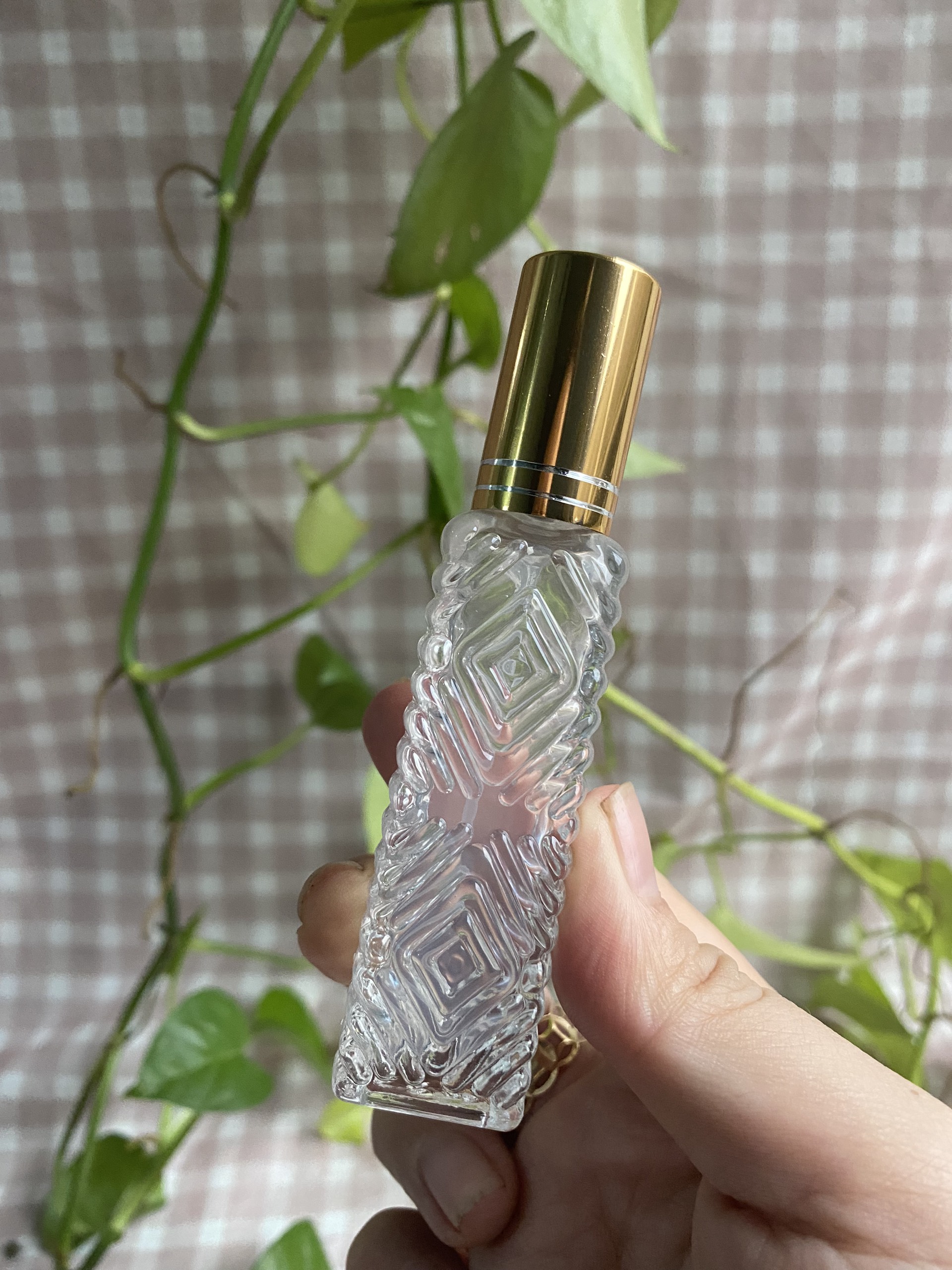 CHAI CHIẾT NƯỚC HOA HÌNH THỔ CẨM 12ML